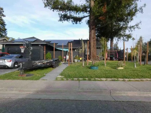 1669 San Marino Dr, Petaluma, CA 94954