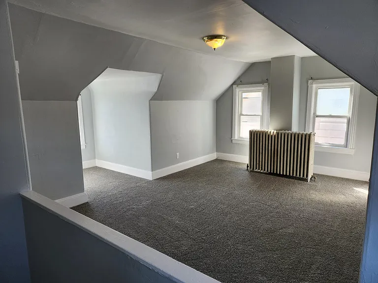 41 Glen Ave #2 — Photo 1