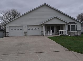 601 E 5th St, Glidden, IA 51443