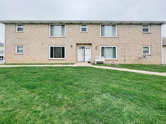 3rd image of 2301 S Marsh Ave #5A