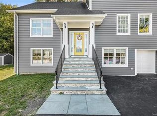 51 High St FLOOR 2, Katonah, NY 10536