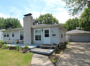 352 W River Rd, Flushing, MI 48433