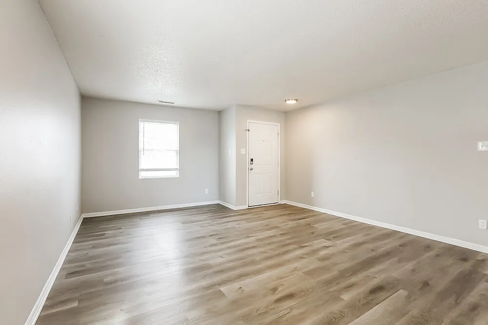 3 bed, 2.5 bath, 2234 sqft, $2,870 — Photo 4