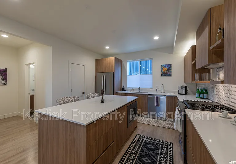 1541 E Talo Ct — Photo 7
