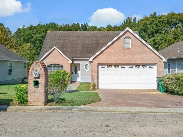 4312 Cool Emerald Dr, Tallahassee, FL 32303