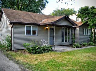 2428 Burbank St, Joliet, IL 60435