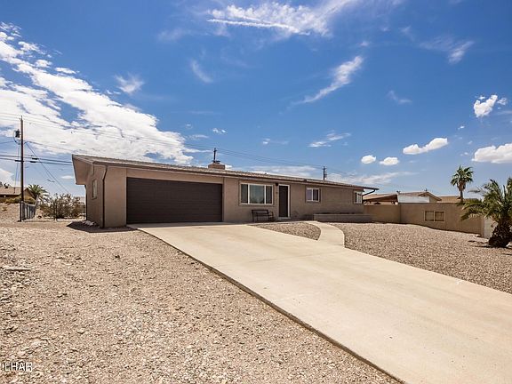 3rd image of 2920 Bluewater Dr