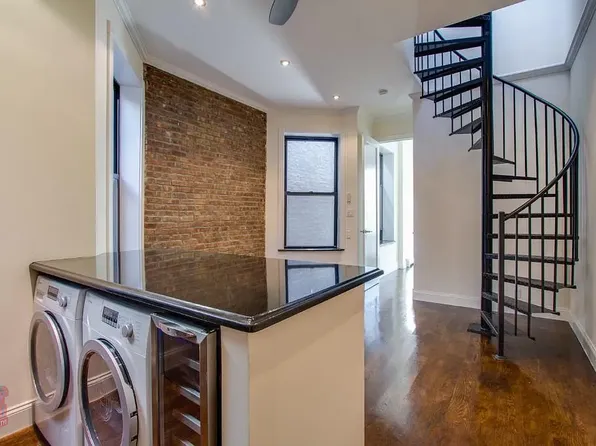 17 West 103rd Street image 1 of 3