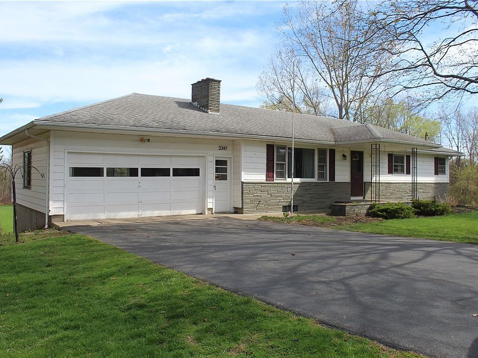 1st image of 2247 Ridge Rd