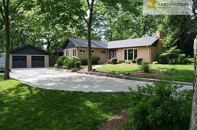 This beautiful 3 bedroom, 2.5 bath ranch home sits on large double lot on a private dead end street. Plenty of parking for 8+cars.