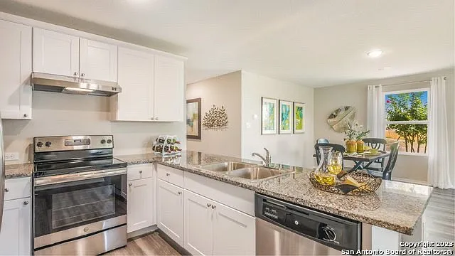 10719 Hernando Ct — Photo 4