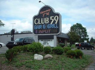 1302 W Huron St, Waterford, MI 48328
