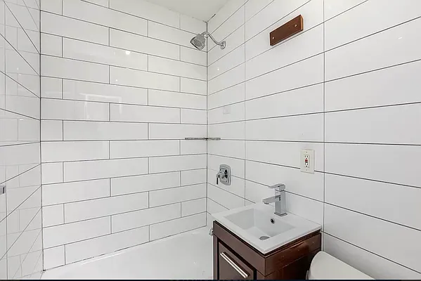 Rented by Heritage Realty LLC | media 6