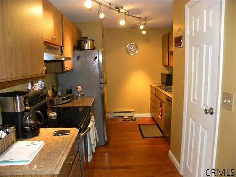 2nd image of 127 ARROWWOOD Place