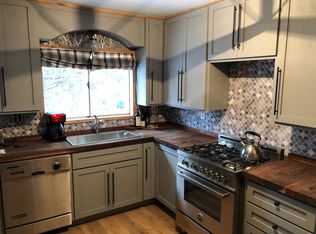 2526 Palo Alto Way, Running Springs, CA 92382