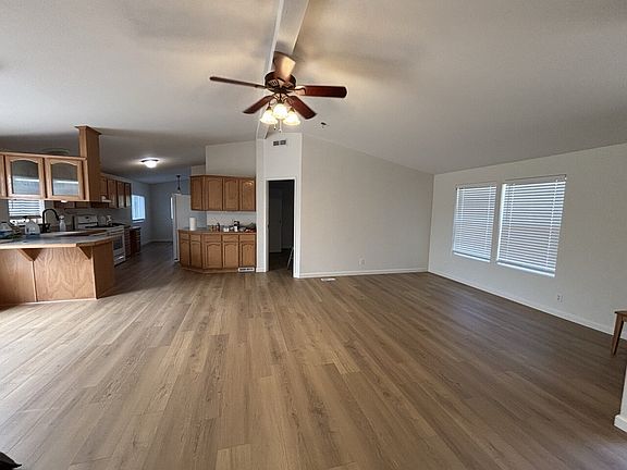 3rd image of 1782 Lotus Rd