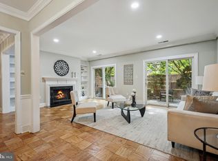 3297 Sutton Pl NW APT D, Washington, DC 20016