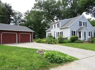 11 Blake St, Springfield, MA 01108