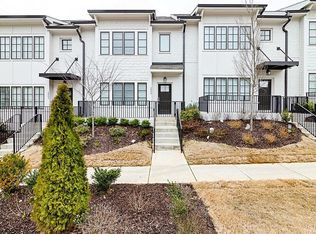 1963 Summit Trce NW, Atlanta, GA 30318