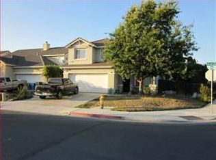 1750 W Graf Rd, Hollister, CA 95023
