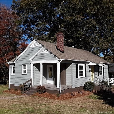 1st image of 303 E Parkwood St