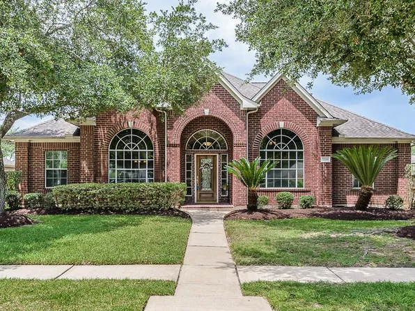 3208 Sumac Dr, Pearland, TX 77584