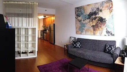 Rented by R New York