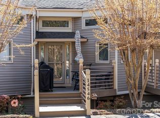 14546 Waterside Dr, Charlotte, NC 28278