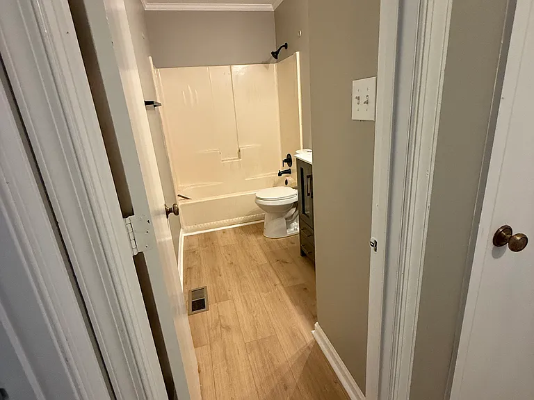 1405 Harth Dr #A — Photo 8
