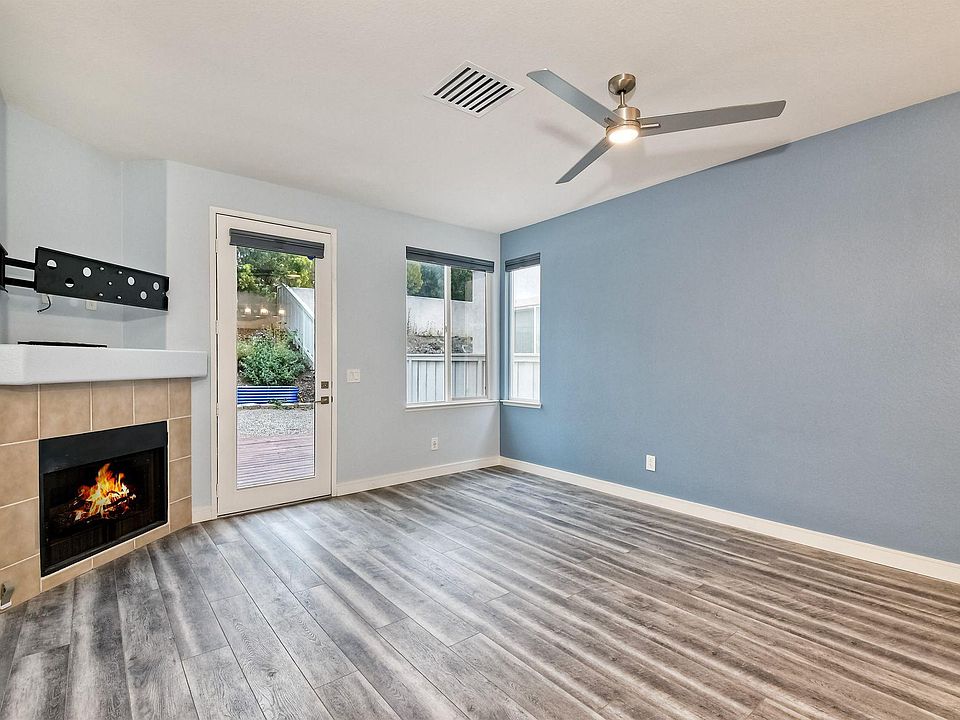 Living Room/Back Yard Door
