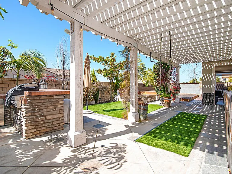 6305 Sagebrush Bend Way — Photo 30