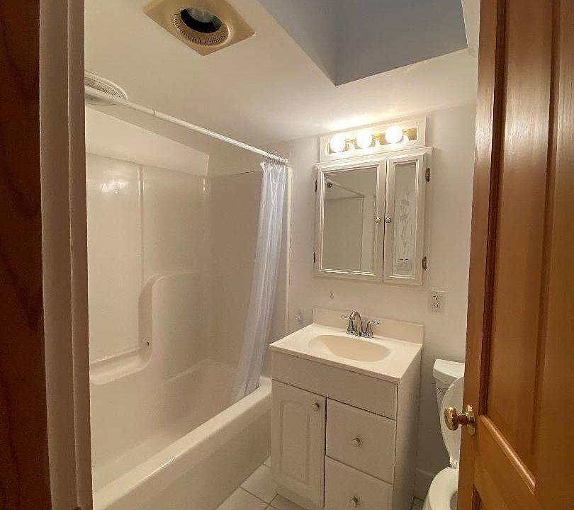 2nd image of 20 Brookline St #G