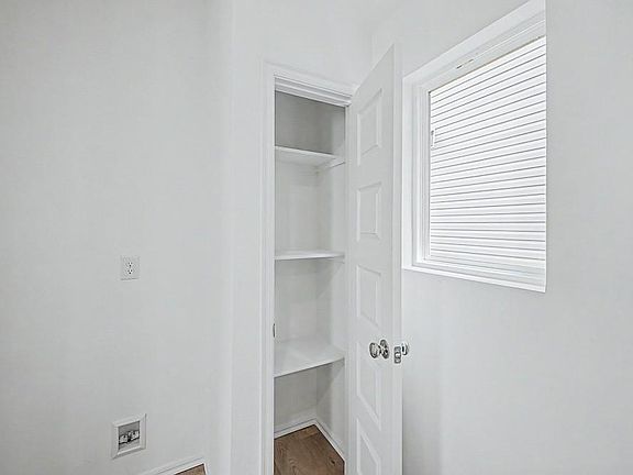 5th image of 3636 Maggie Rd