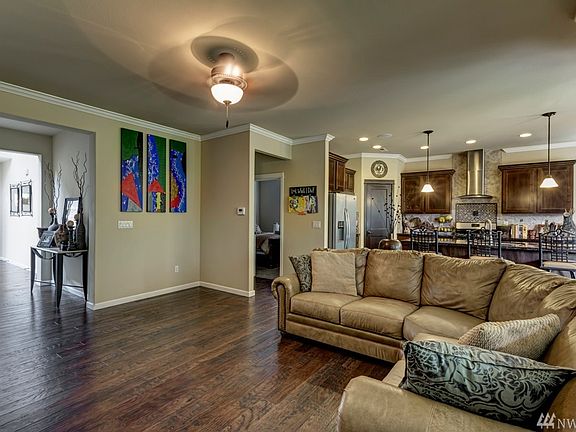 5th image of 11802 172nd Street Ct E