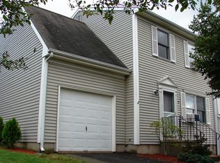9 Alicia Ln, Middletown, CT 06457