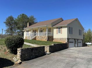 107 Hemlock Shores Dr, Goodview, VA