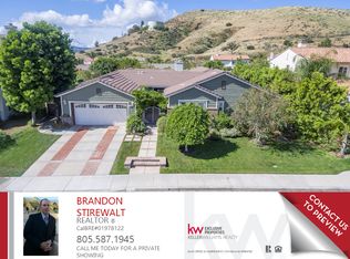 5348 Moonshadow St, Simi Valley, CA 93063