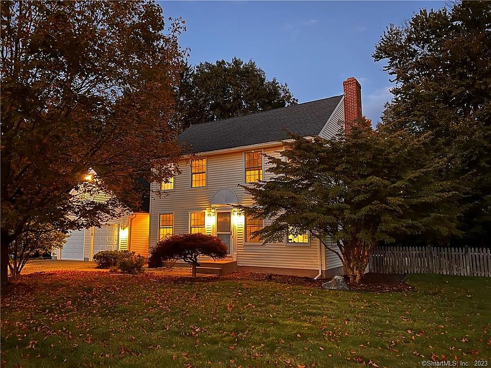 1st image of 53 Bentley Drive