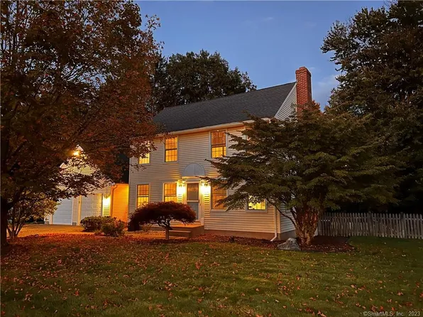 53 Bentley Drive, Manchester, CT 06042