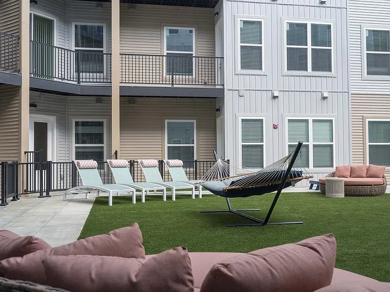Vista at Brighton — Photo 36