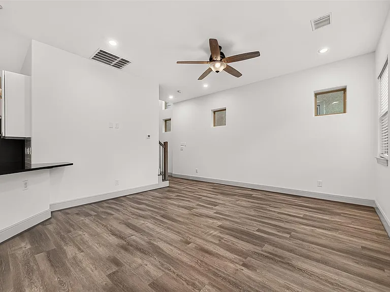 159 Benjis Pl — Photo 9