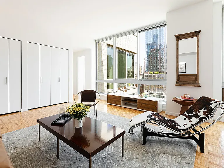 455 W 37th St #1106 — Photo 1