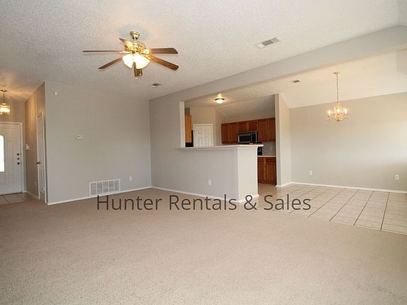 5th image of 3203 Dorothy Jane Dr
