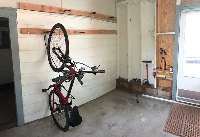 2217 Colfax Ave S #STUDIO — Photo 2