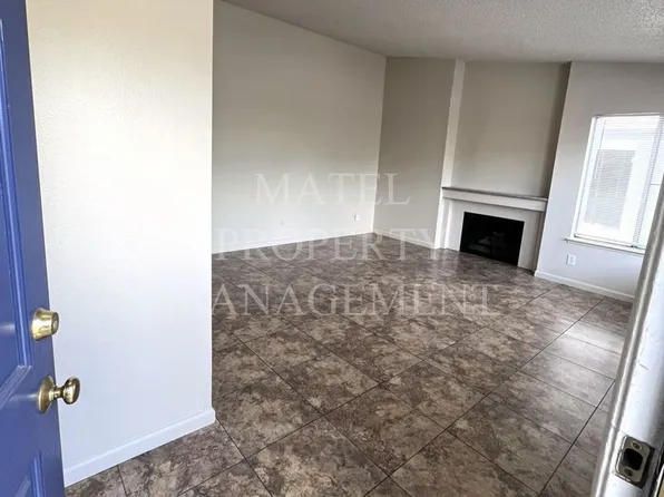 1313 Floyd Ave, Modesto, CA 95355
