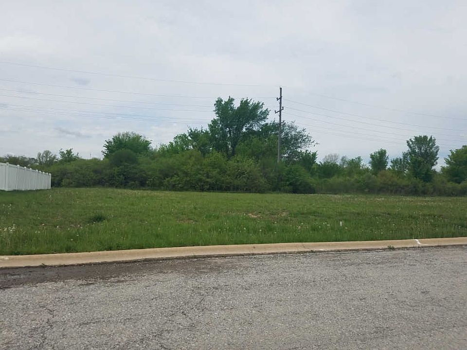 1st image of 22832 Farm Trace Dr