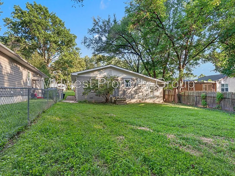 191 Bascom Dr — Photo 26