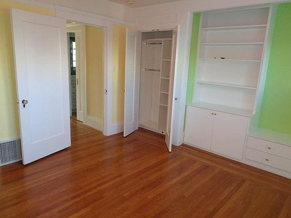 4th image of 184 Parker Ave
