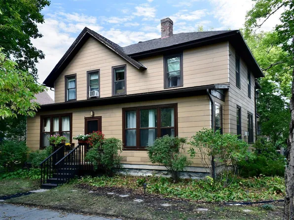 352 W 4th St, Winona, MN 55987