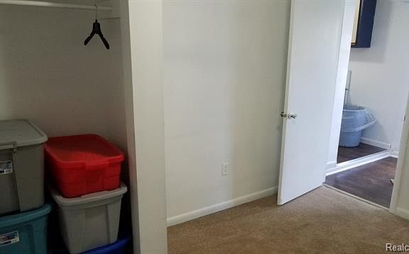 3rd image of 1047 W McLean Ave